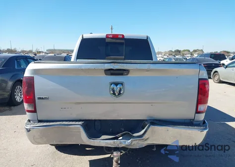 2016 Ram 1500 Slt z USA, uszkodzony, nr VIN 1C6RR6GT2GS231455